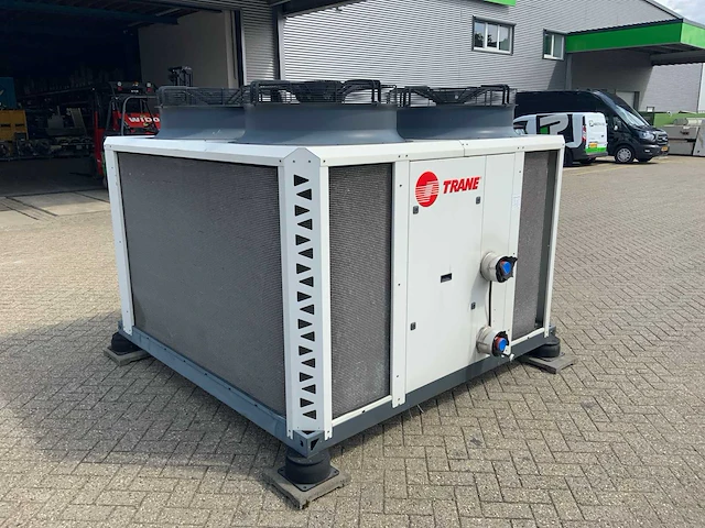 2015 trane conquest cgax 045 se ln chiller - afbeelding 1 van  9