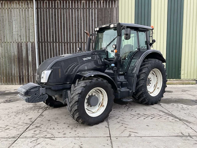 2015 valtra t163e direct vierwielaangedreven landbouwtractor - afbeelding 1 van  40