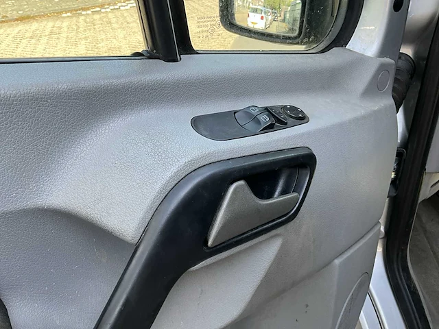 2015 volkswagen crafter 35 2.0 tdi l2h1 bedrijfswagen - afbeelding 3 van  36