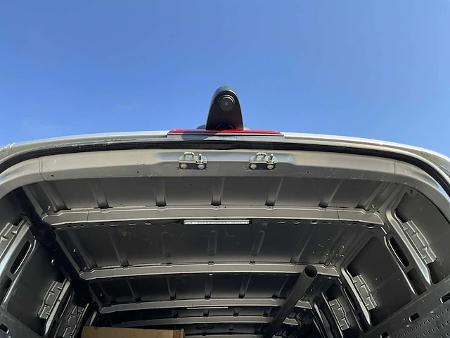 2015 volkswagen crafter 35 2.0 tdi l2h1 bedrijfswagen - afbeelding 29 van  36