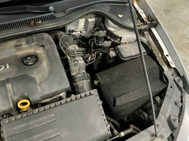 2015 volkswagen polo tdi personenauto - afbeelding 8 van  17