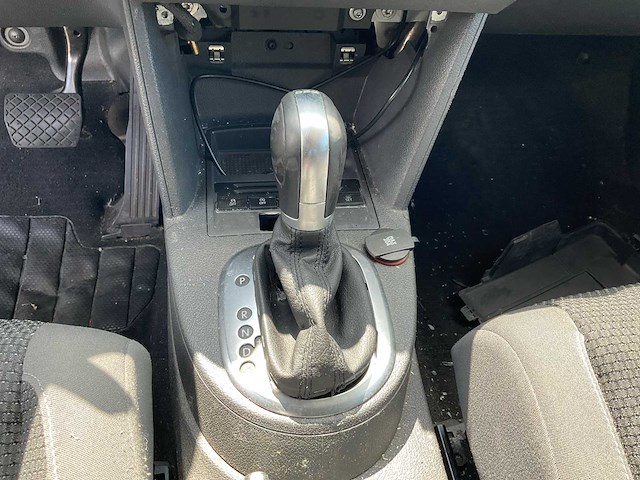 2015 volkswagen touran 2.0 tdi comfl. bluem personenauto - afbeelding 3 van  16