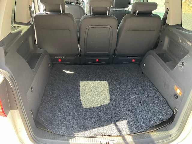 2015 volkswagen touran personenauto - afbeelding 13 van  15
