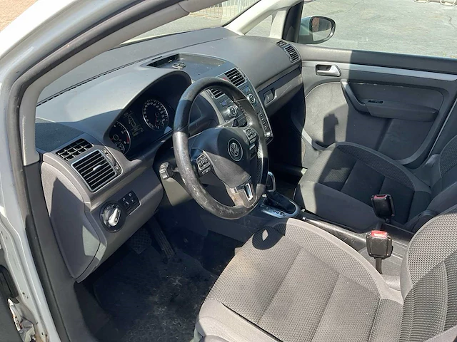 2015 volkswagen touran personenauto - afbeelding 15 van  15