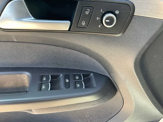 2015 volkswagen touran personenauto - afbeelding 2 van  16