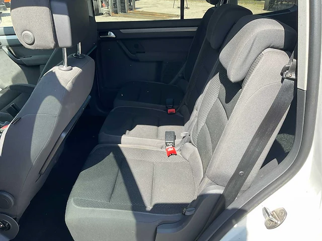 2015 volkswagen touran personenauto - afbeelding 15 van  16