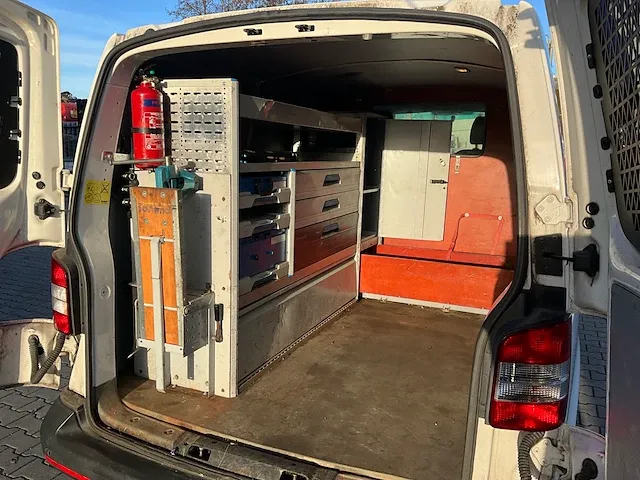 2015 volkswagen transporter 2.0 tdi dsg automatic 'sortimo inrichting' bedrijfswagen / servicebus - afbeelding 2 van  37