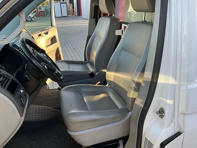 2015 volkswagen transporter 2.0 tdi dsg automatic 'sortimo inrichting' bedrijfswagen / servicebus - afbeelding 15 van  37