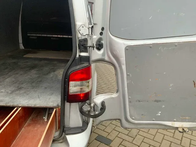2015 volkswagen transporter 2.0tdi l2h1 bedrijfswagen - afbeelding 25 van  34