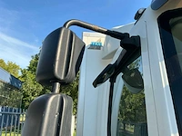 2015 volvo 250 vrachtwagen met gesloten opbouw - afbeelding 38 van  98