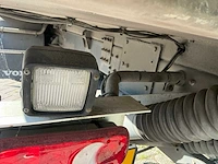 2015 volvo 250 vrachtwagen met gesloten opbouw - afbeelding 42 van  98