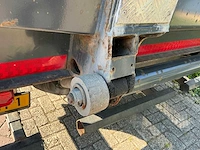 2015 volvo 250 vrachtwagen met gesloten opbouw - afbeelding 44 van  98