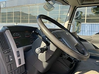 2015 volvo 250 vrachtwagen met gesloten opbouw - afbeelding 63 van  98