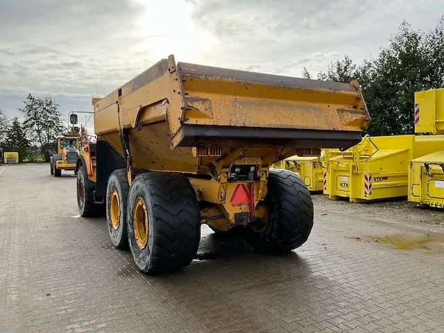 2015 volvo a30g dumper - afbeelding 27 van  32