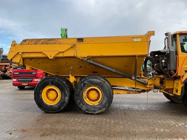2015 volvo a30g dumper - afbeelding 31 van  32