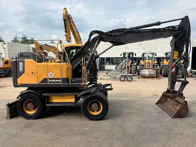 2015 volvo ew160e banden graafmachine - afbeelding 12 van  17