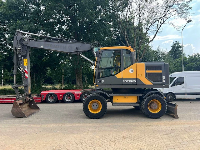 2015 volvo ew160e banden graafmachine - afbeelding 14 van  17
