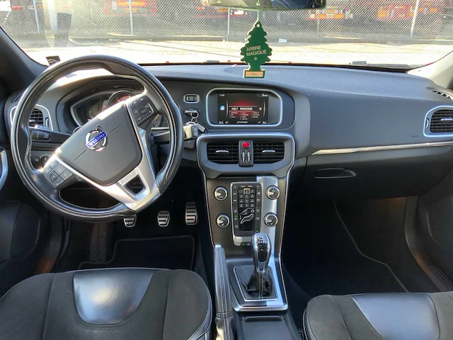 2015 volvo v40 2.0 d2 r-design business personenauto - afbeelding 2 van  21