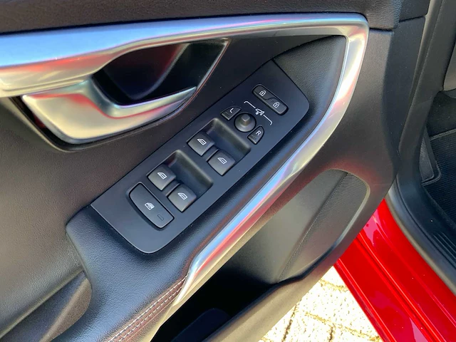 2015 volvo v40 2.0 d2 r-design business personenauto - afbeelding 10 van  21