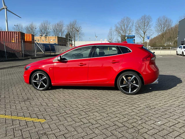 2015 volvo v40 2.0 d2 r-design business personenauto - afbeelding 16 van  21