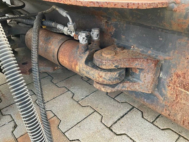 2015 zeppelin cat m313 graafbak - afbeelding 7 van  9