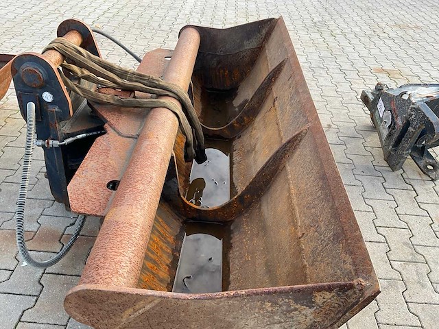 2015 zeppelin cat m313 graafbak - afbeelding 8 van  9