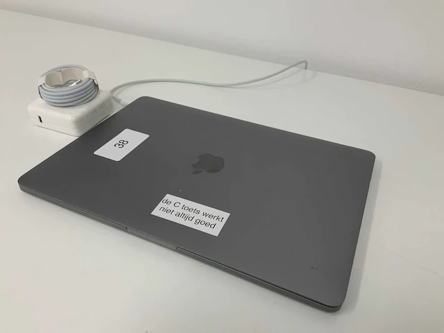 2016 apple 13-inch macbook pro mll42n/a laptop - afbeelding 3 van  6