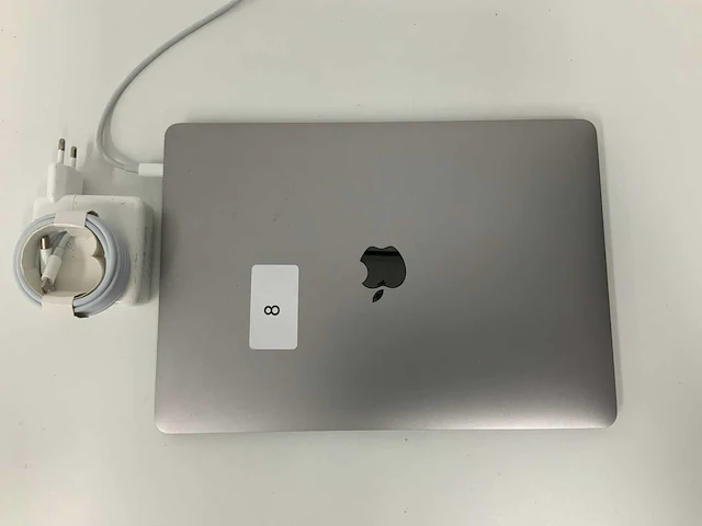 2016 apple a1706 13-inch macbook pro mlh12n/a laptop - afbeelding 3 van  5