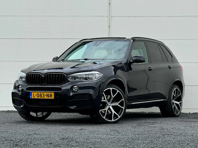 2016 bmw x5 m-sport personenauto - afbeelding 1 van  17