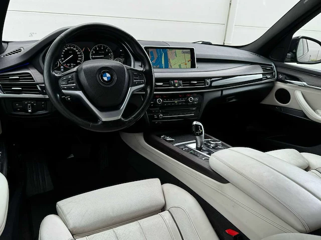 2016 bmw x5 m-sport personenauto - afbeelding 15 van  17