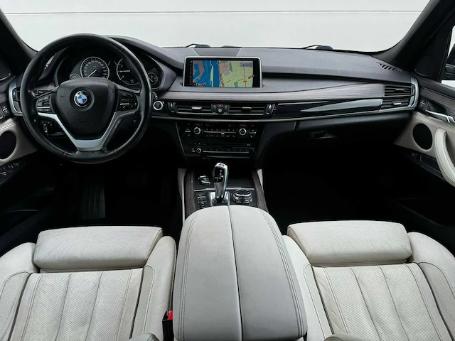 2016 bmw x5 m-sport personenauto - afbeelding 16 van  17