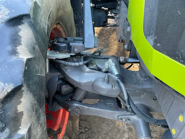2016 claas 640 arion vierwielaangedreven landbouwtractor - afbeelding 10 van  37