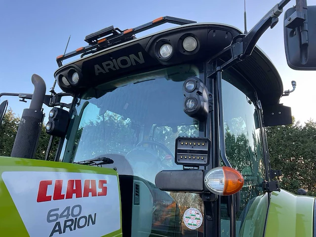 2016 claas 640 arion vierwielaangedreven landbouwtractor - afbeelding 16 van  37