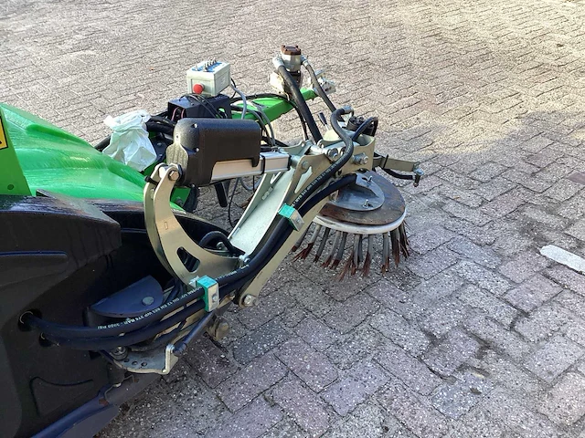 2016 cochet city clean zelfrijdende veegmachine - afbeelding 7 van  17
