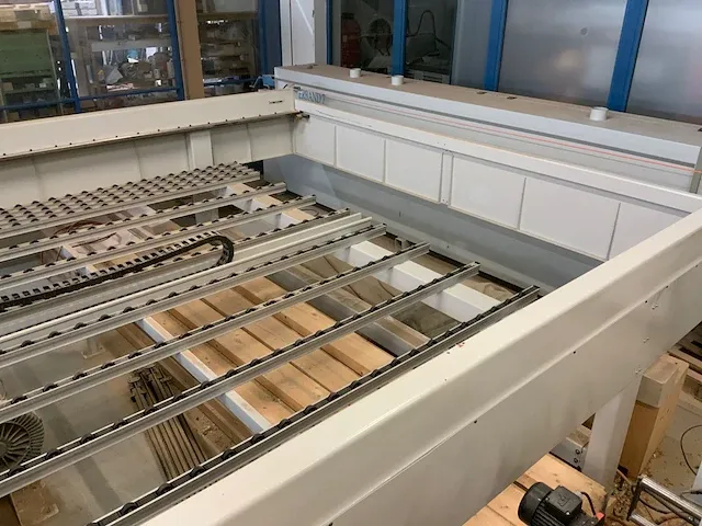 2016 comeva eurocut 130/3800 cnc platen opdeelzaagmachine - afbeelding 17 van  18