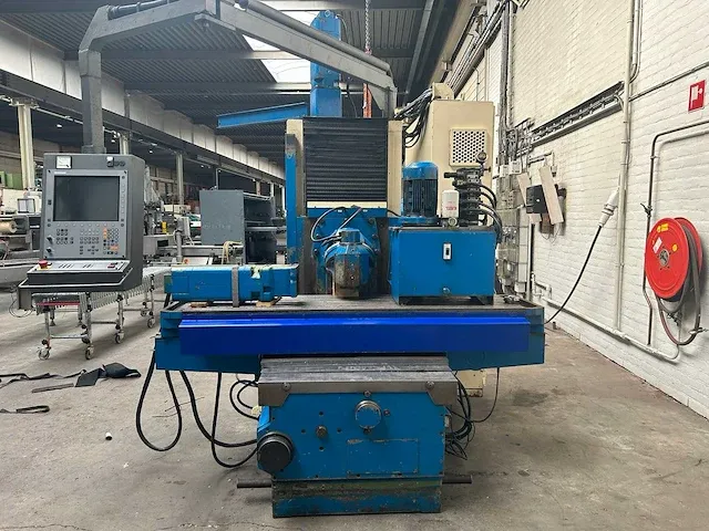 2016 correa b-20 cnc freesmachine - afbeelding 1 van  13