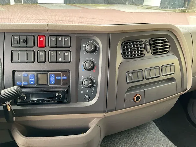 2016 daf lf 220 fa mobiele slachtunit en veewagen - afbeelding 29 van  42