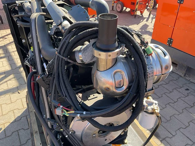 2016 deutz tcd 2.9 l4 dieselmotor - afbeelding 13 van  14