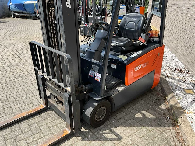 2016 doosan b18t-7 vorkheftruck - afbeelding 13 van  19