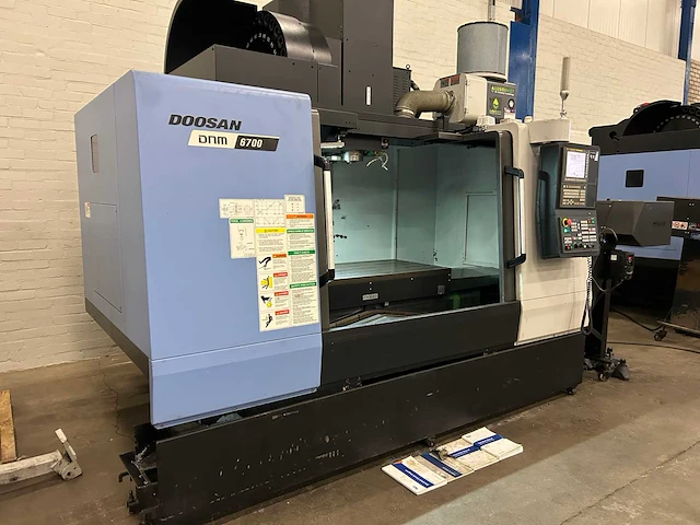 2016 doosan dnm 6700 cnc bewerkingscentrum - afbeelding 1 van  21