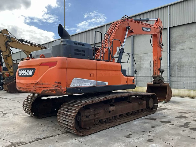 2016 doosan dx300lc rupsgraafmachine - afbeelding 23 van  48