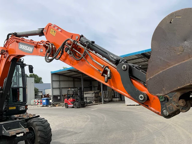 2016 doosan dx57w mobiele kraan - afbeelding 40 van  55