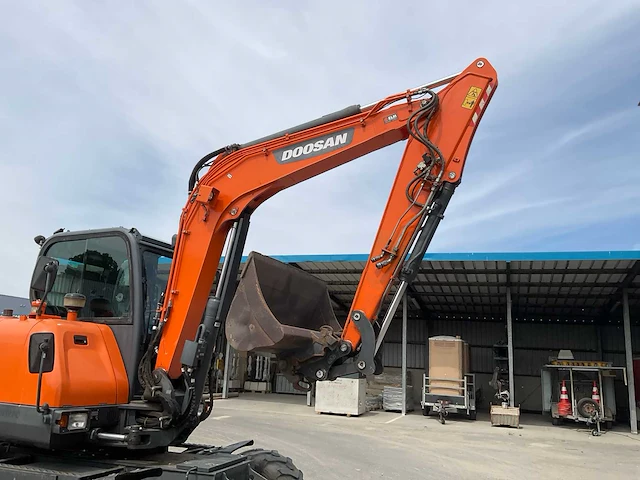 2016 doosan dx57w mobiele kraan - afbeelding 41 van  55