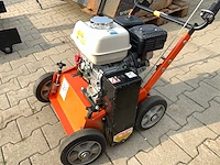 2016 eliet e401 vm verticuteermachine - afbeelding 3 van  7