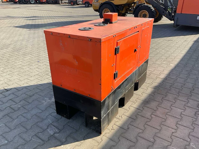 2016 europower generators eps113tde stroom aggregaat - afbeelding 6 van  11