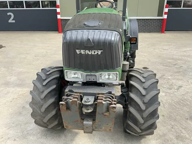 2016 fendt 209v smalspoor- en compacttractor - afbeelding 13 van  32