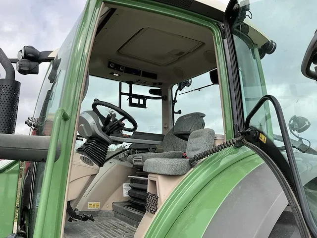 2016 fendt 513 power vierwielaangedreven landbouwtractor - afbeelding 22 van  37