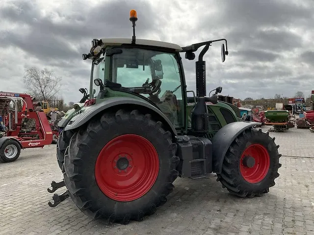 2016 fendt 513 power vierwielaangedreven landbouwtractor - afbeelding 34 van  37