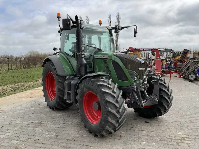 2016 fendt 513 power vierwielaangedreven landbouwtractor - afbeelding 36 van  37
