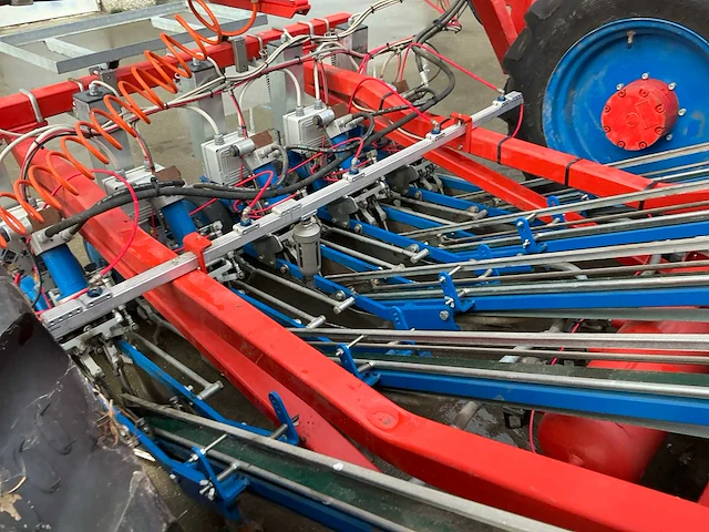 2016 ferrari plant- en pootmachine - afbeelding 16 van  29